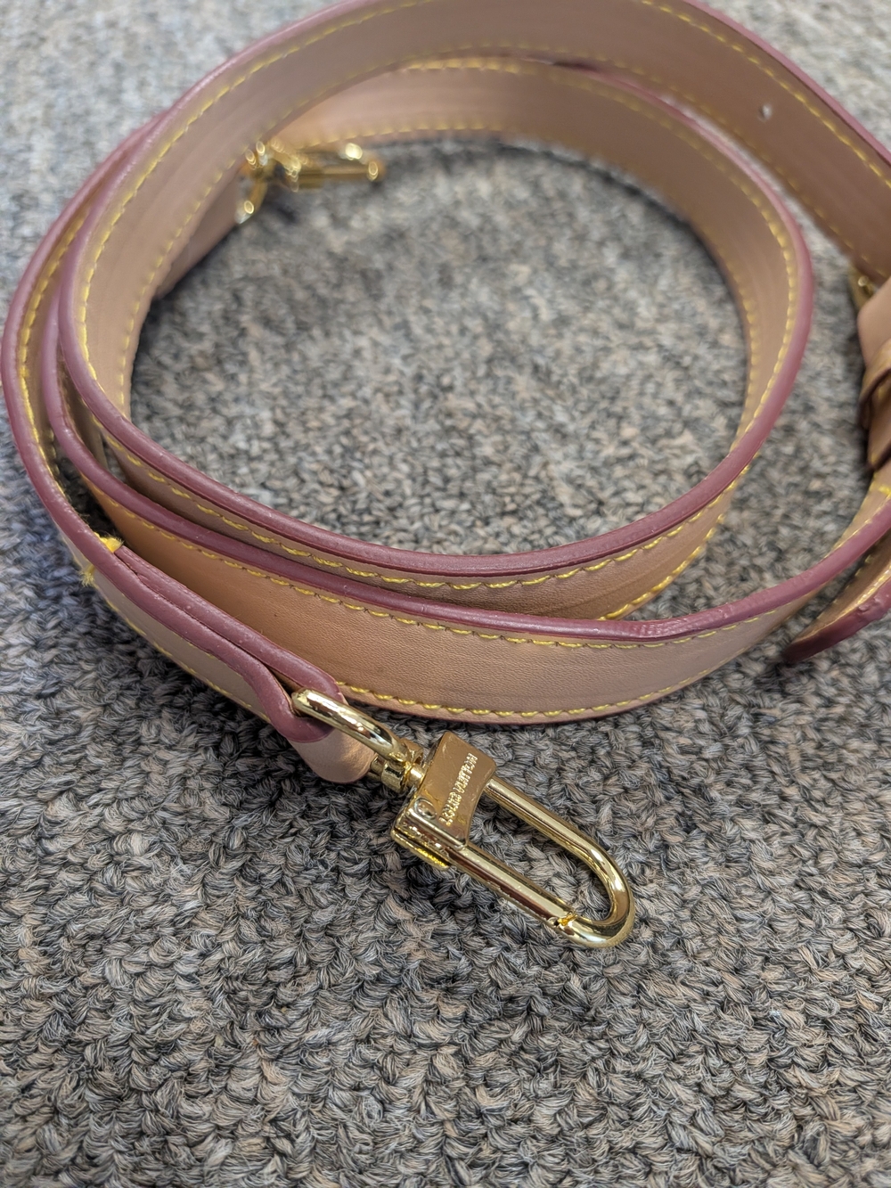 Leather Crossbody Strap Tan, Yellow Stitching with Gold Hardware - Picture 4 of 4
